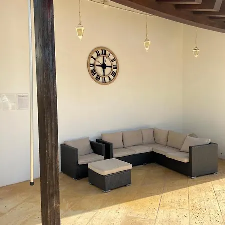 Appartement Sol, 468 *